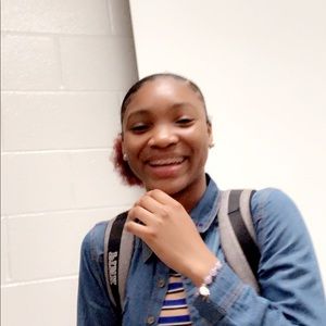 Meet your Posher, Shania